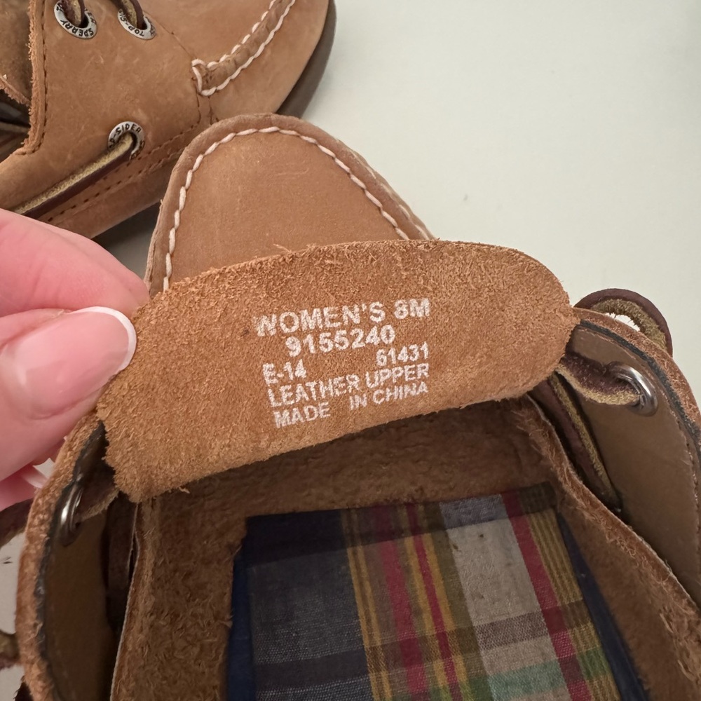 Women’s original Sperry boat shoes - Picture 2 of 3